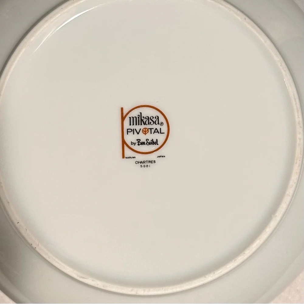 Mikasa Pivotal White Ceramic Serving Bowl Ben Seibel
